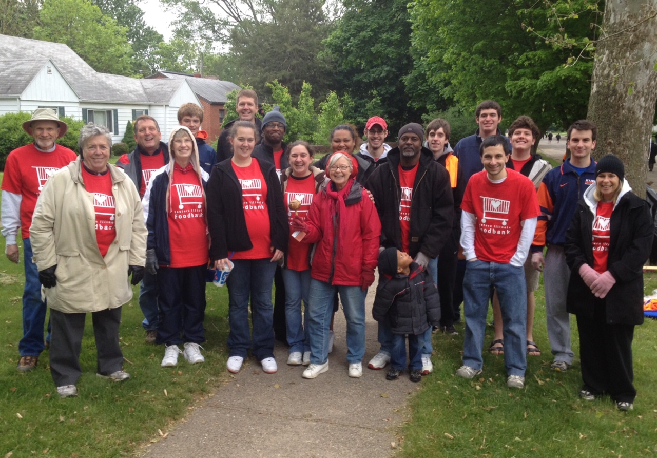 Drug Court participants staffing a hydration station at the Illinois Marathon